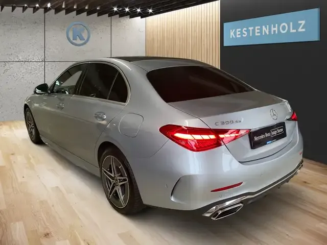 Mercedes-Benz C 300
