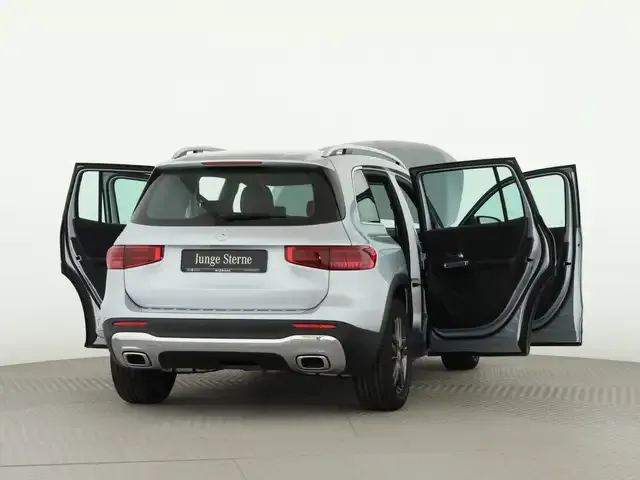 Mercedes-Benz GLB 180