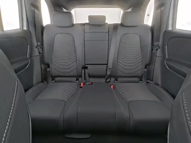 Mercedes-Benz GLB 180