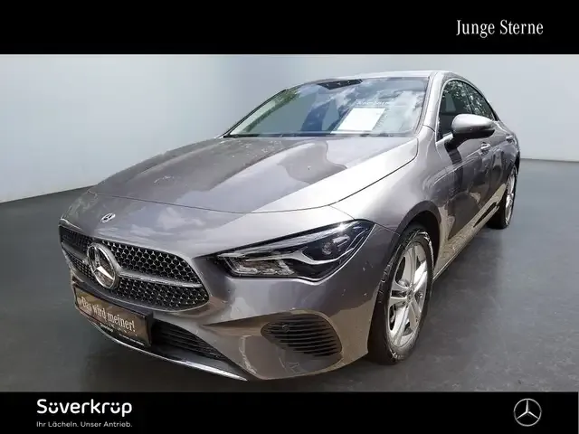 Mercedes-Benz CLA 180