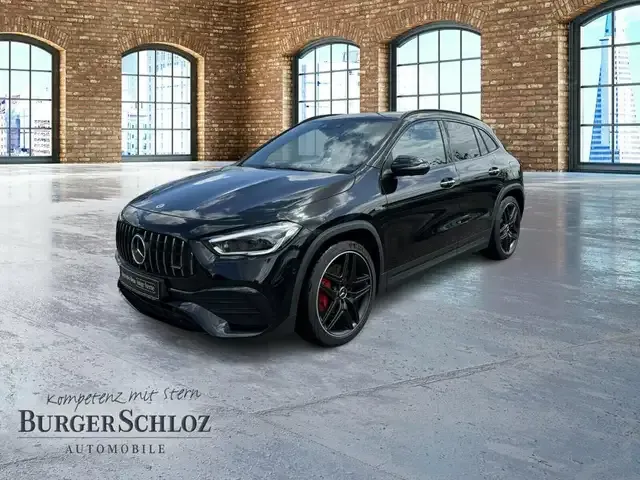 Mercedes-Benz GLA 35 AMG