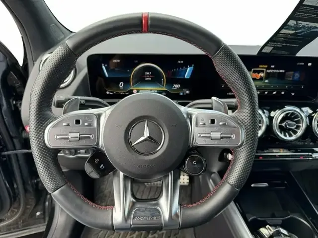 Mercedes-Benz GLA 35 AMG