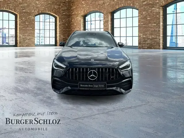 Mercedes-Benz GLA 35 AMG