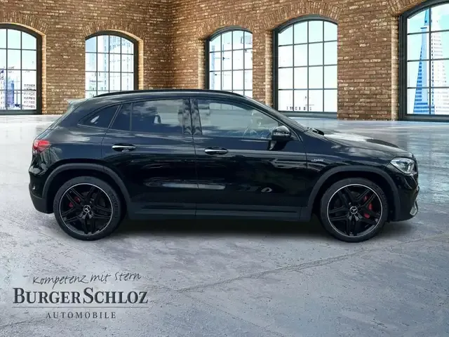 Mercedes-Benz GLA 35 AMG