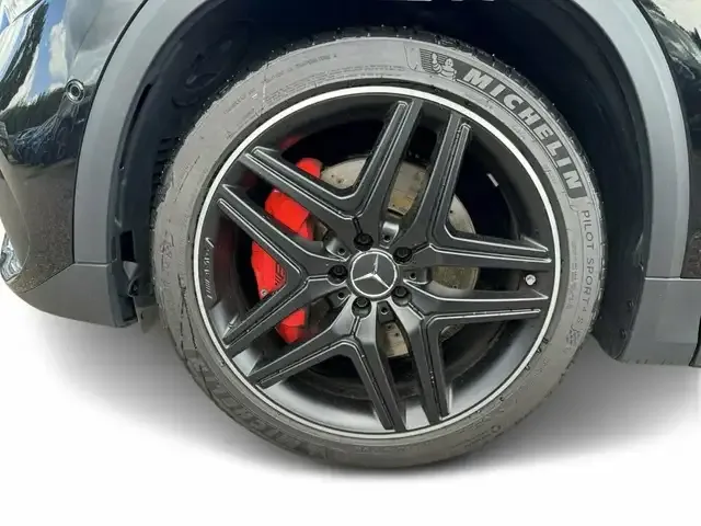 Mercedes-Benz GLA 35 AMG