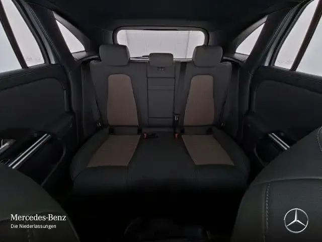 Mercedes-Benz EQA 350
