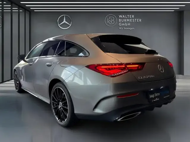 Mercedes-Benz CLA 250