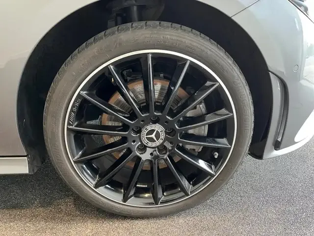 Mercedes-Benz CLA 250