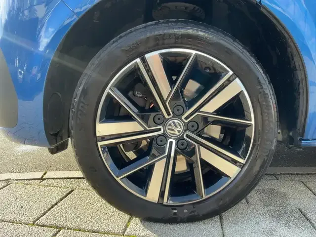 Volkswagen T6.1 Multivan