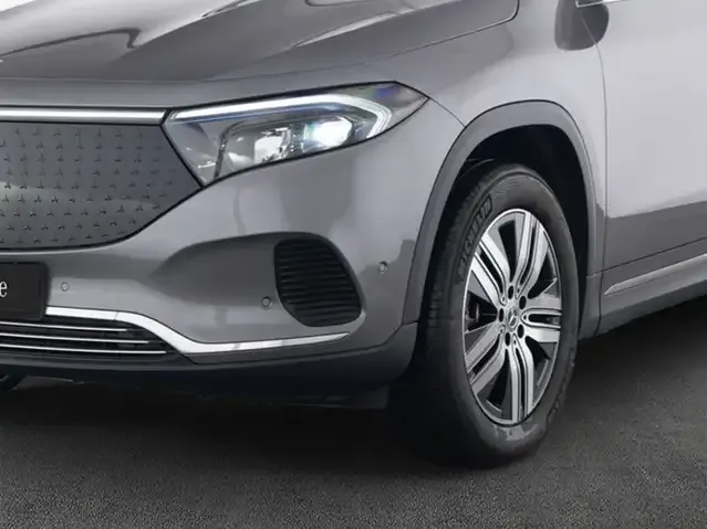 Mercedes-Benz EQA 300