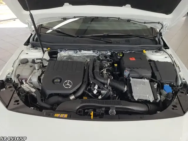 Mercedes-Benz CLA 180
