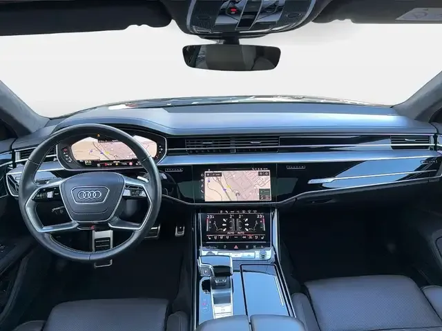 Audi S8