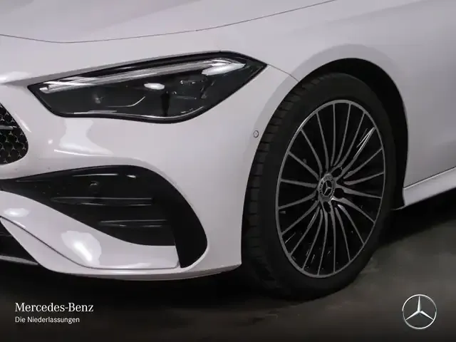 Mercedes-Benz CLE 200