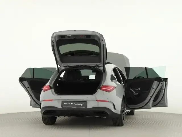 Mercedes-Benz CLA 220
