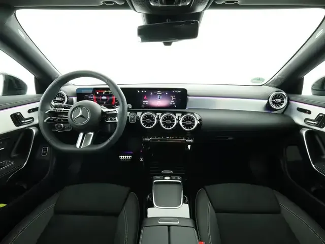 Mercedes-Benz CLA 220