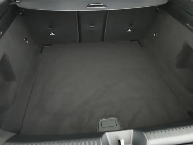 Mercedes-Benz CLA 220