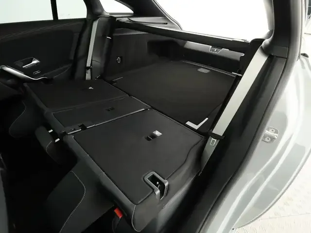 Mercedes-Benz CLA 220