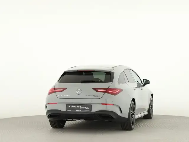 Mercedes-Benz CLA 220