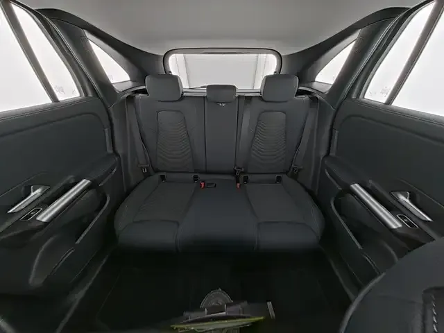 Mercedes-Benz GLA 180