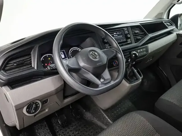 Volkswagen T6.1 Transporter