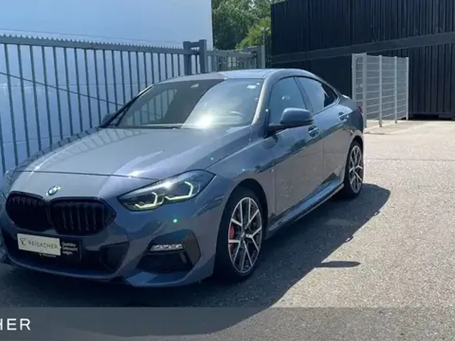 BMW 220