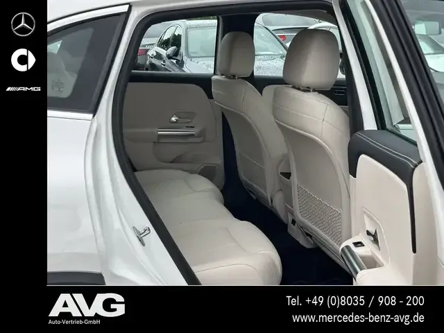 Mercedes-Benz GLA 180