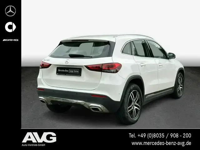 Mercedes-Benz GLA 180