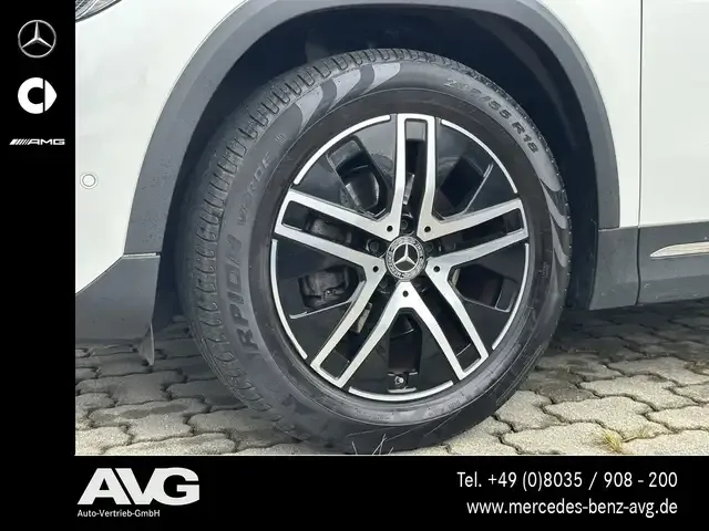 Mercedes-Benz GLA 180