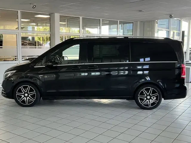 Mercedes-Benz V 250