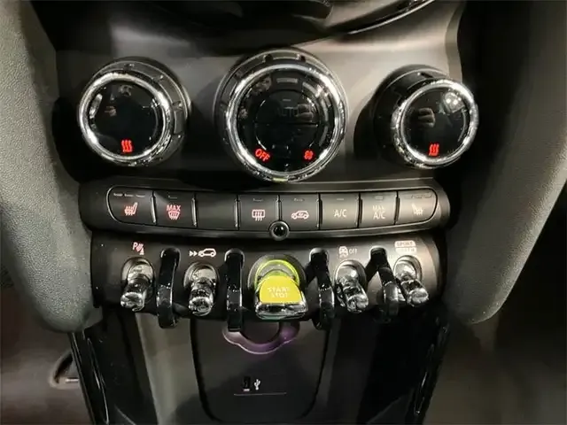 MINI Cooper SE