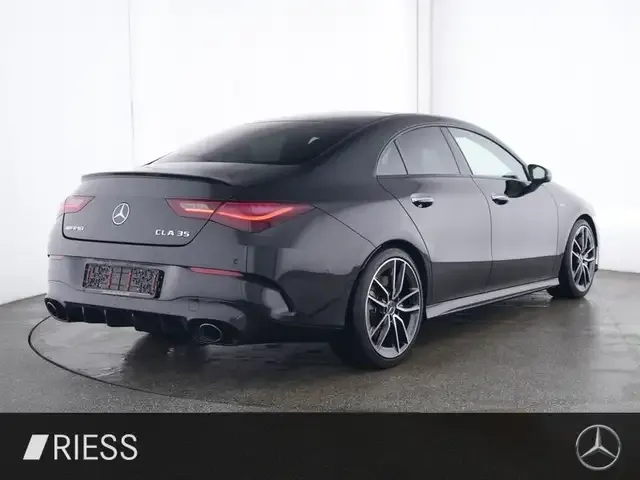 Mercedes-Benz CLA 35 AMG