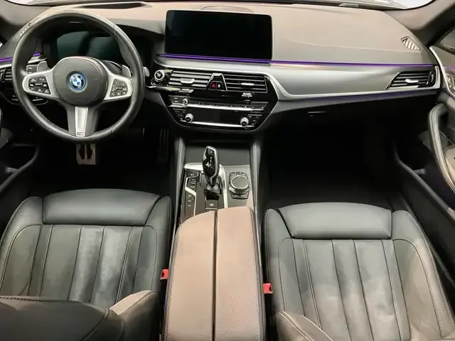 BMW 545