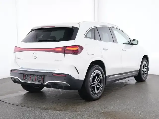 Mercedes-Benz EQA 300