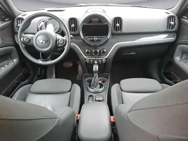 MINI Cooper SE Countryman