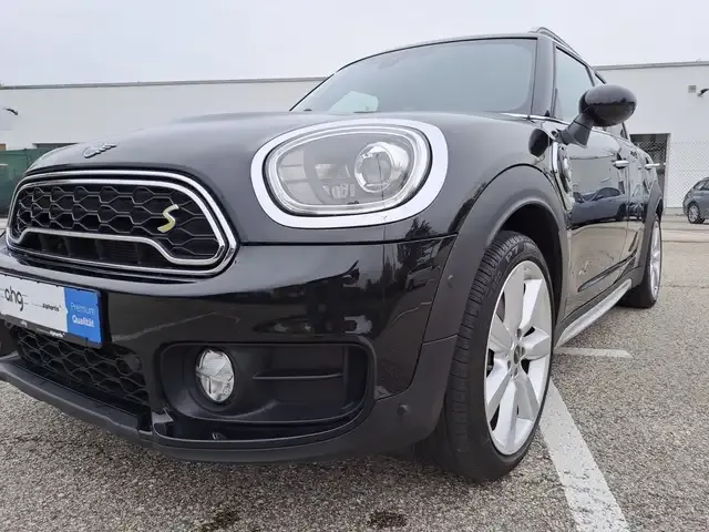MINI Cooper SE Countryman