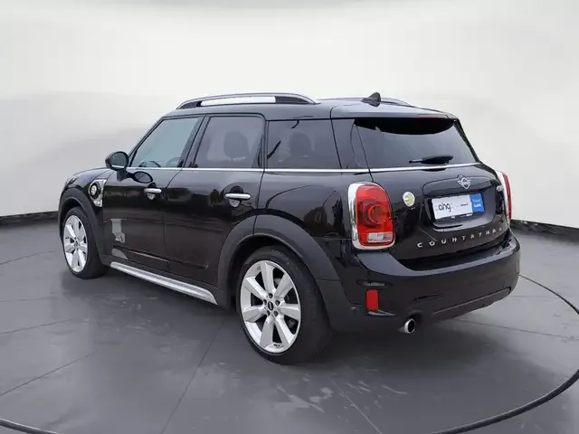 MINI Cooper SE Countryman