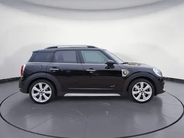 MINI Cooper SE Countryman