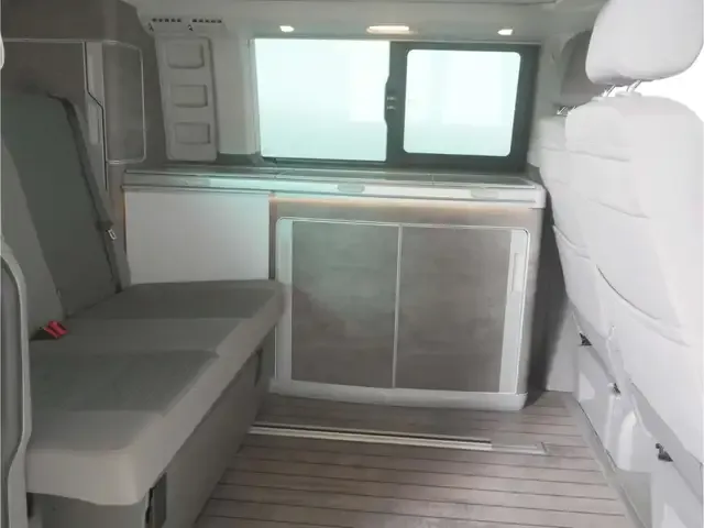 Volkswagen T6.1 California