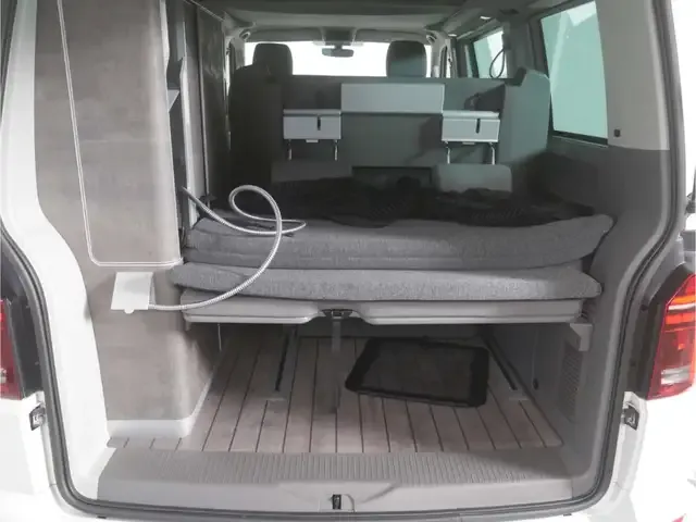 Volkswagen T6.1 California