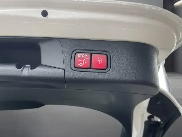 Mercedes-Benz B 220