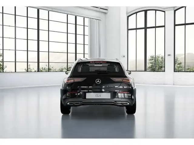 Mercedes-Benz CLA 180