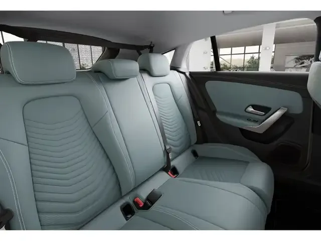 Mercedes-Benz CLA 180