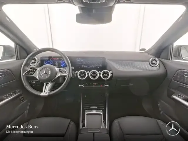 Mercedes-Benz EQA 300