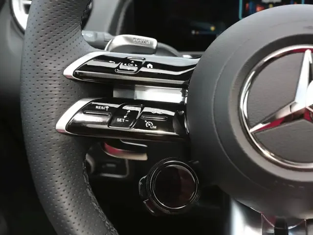 Mercedes-Benz GLB 35 AMG