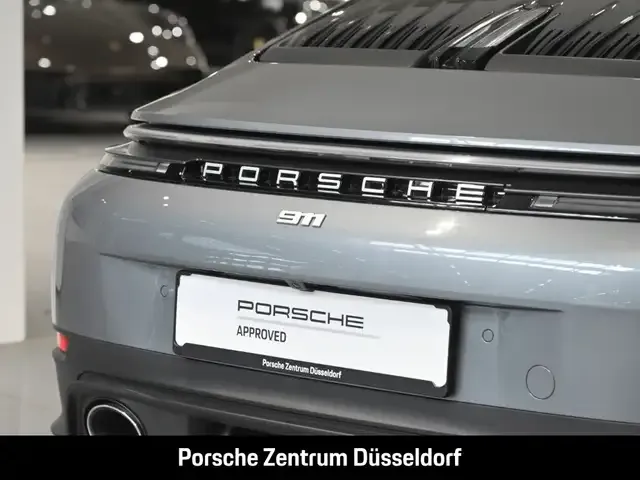 Porsche 992