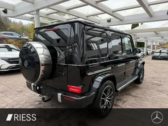 Mercedes-Benz G 400