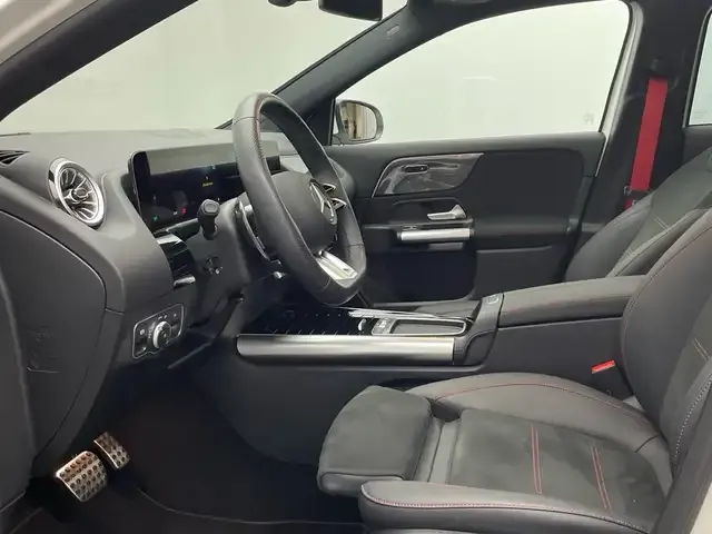 Mercedes-Benz GLA 35 AMG