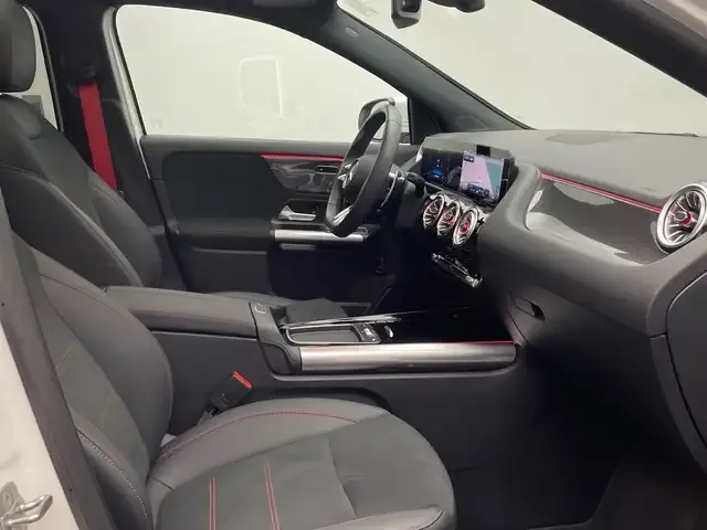 Mercedes-Benz GLA 35 AMG