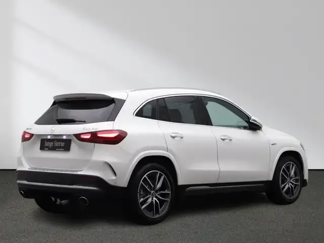 Mercedes-Benz GLA 35 AMG