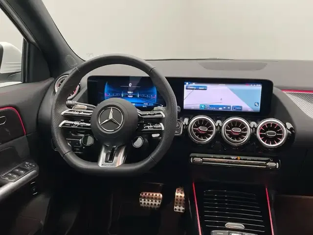 Mercedes-Benz GLA 35 AMG